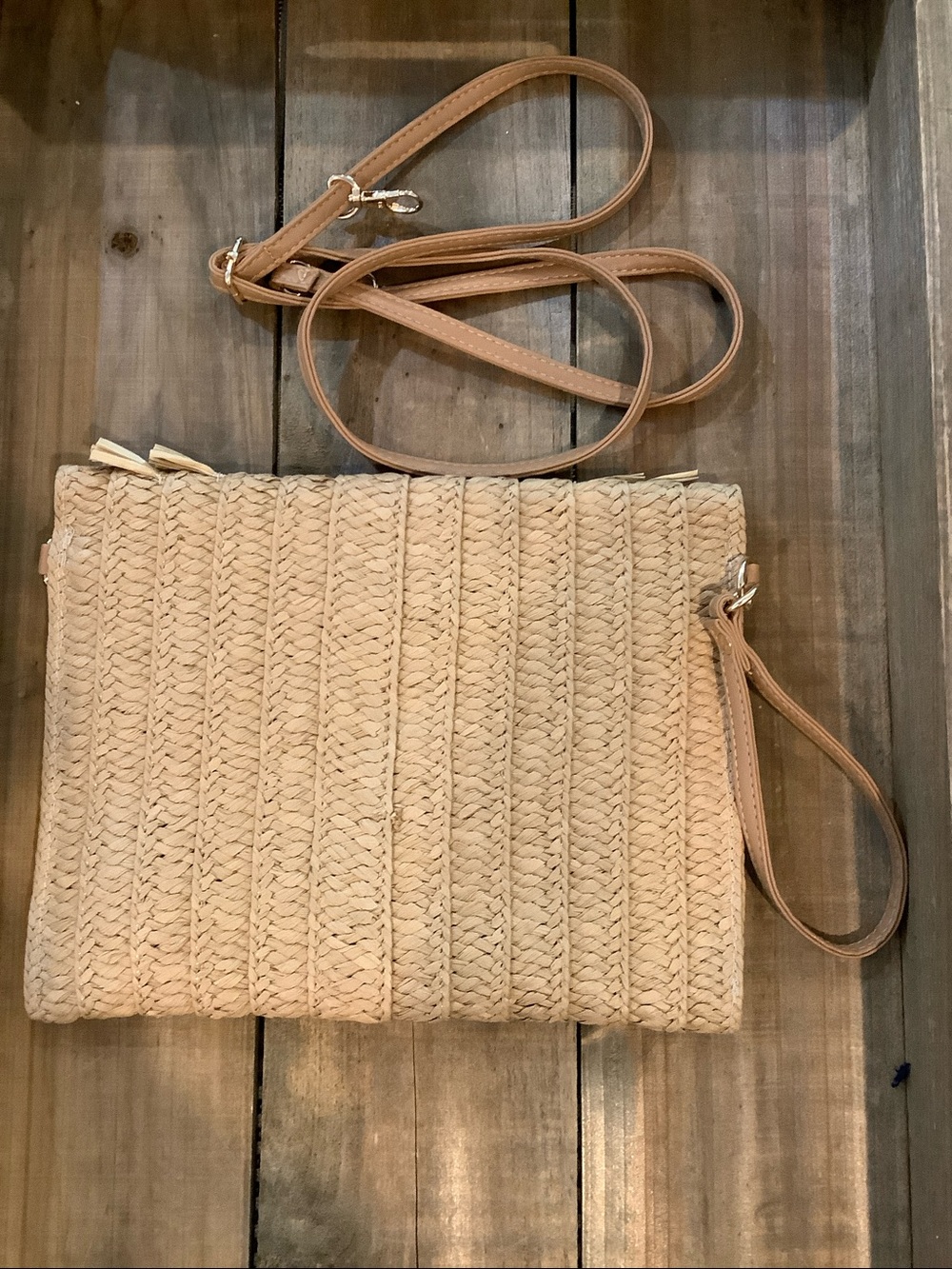NWOT Summer Beach Coastal Neutral Vacation Woven Crossbody Clutch Purse Bag - Picture 2 of 4